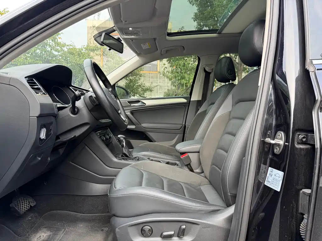 Volkswagen Tiguan L — миниатюра 8