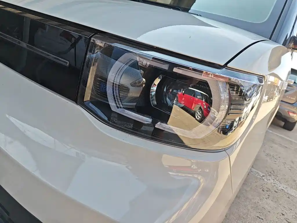 Wuling MINIEV — миниатюра 24