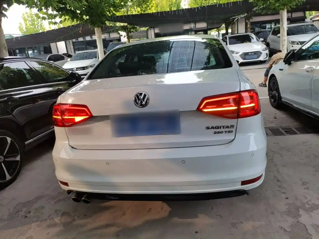 Volkswagen Sagitar — миниатюра 6