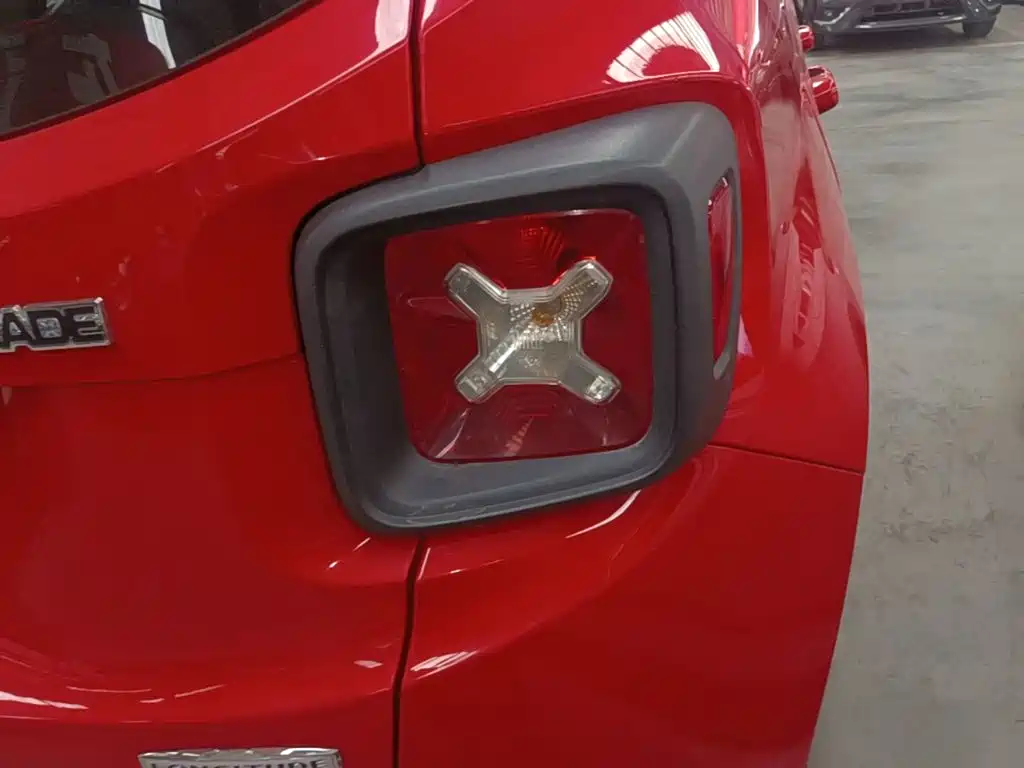 Jeep Renegade — миниатюра 8