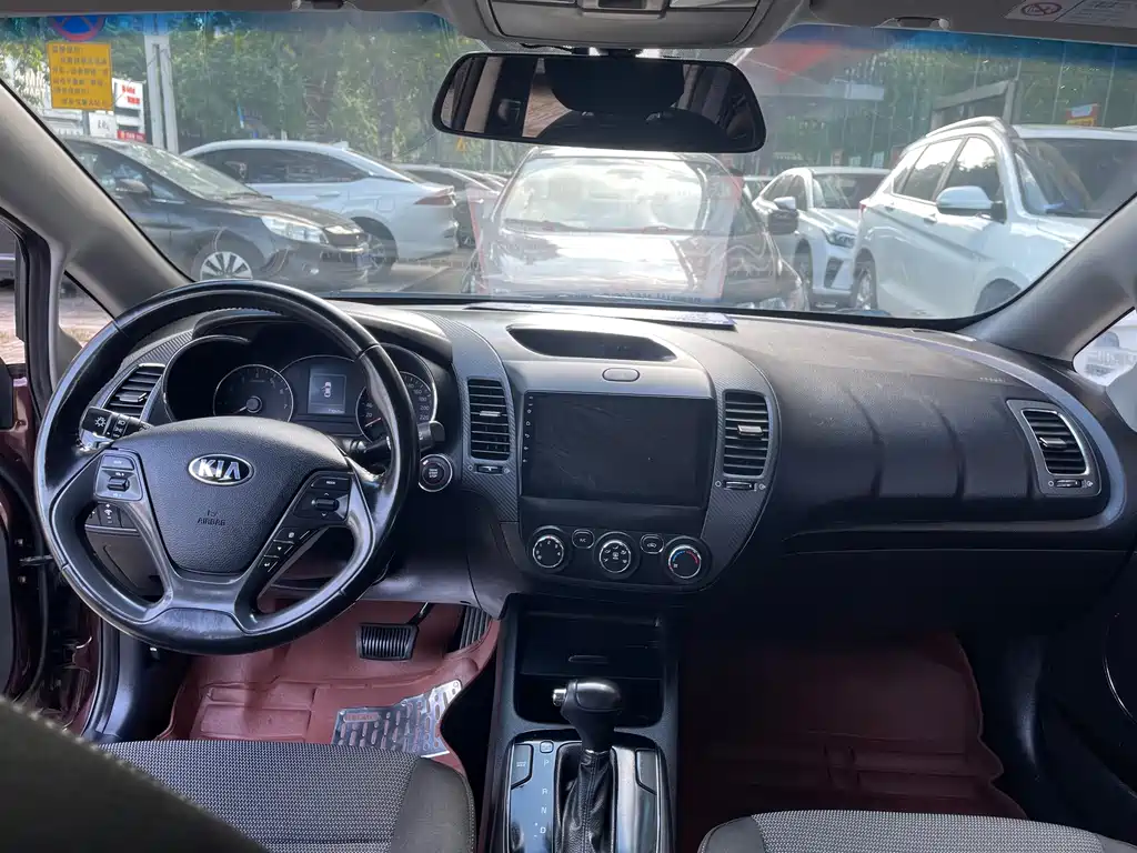 Kia K3 — миниатюра 5