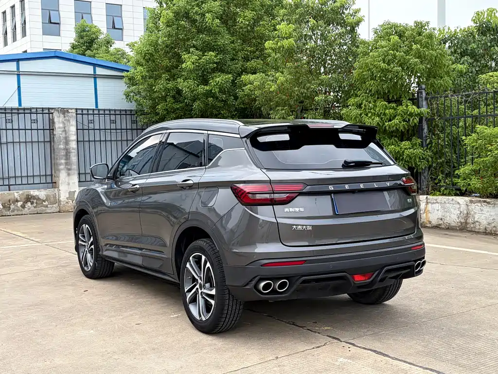 Geely Binyue — миниатюра 6