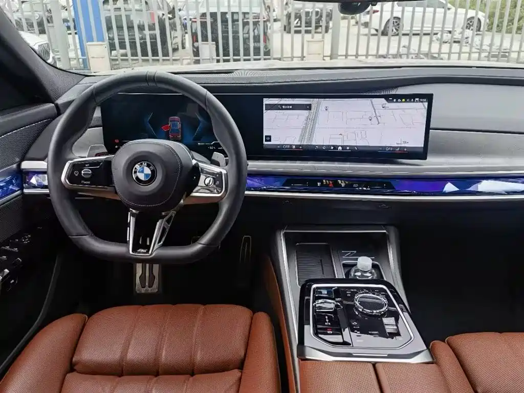 BMW 7 SERIES