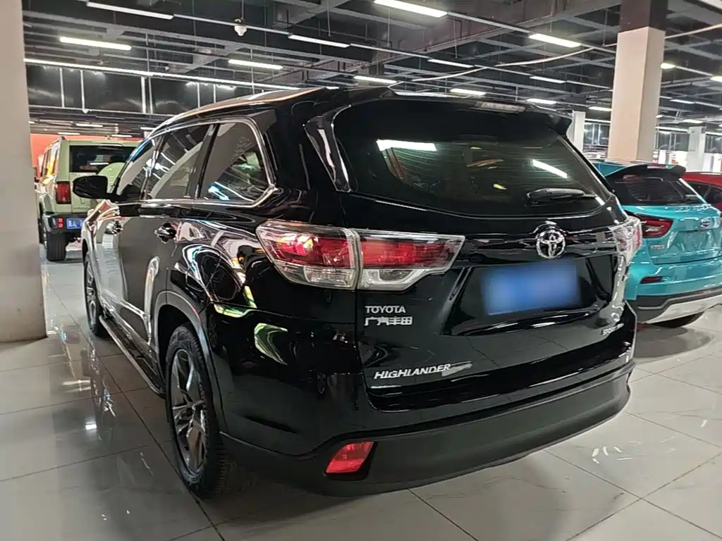 Toyota Highlander — миниатюра 5