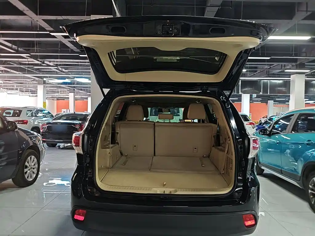 Toyota Highlander — миниатюра 19