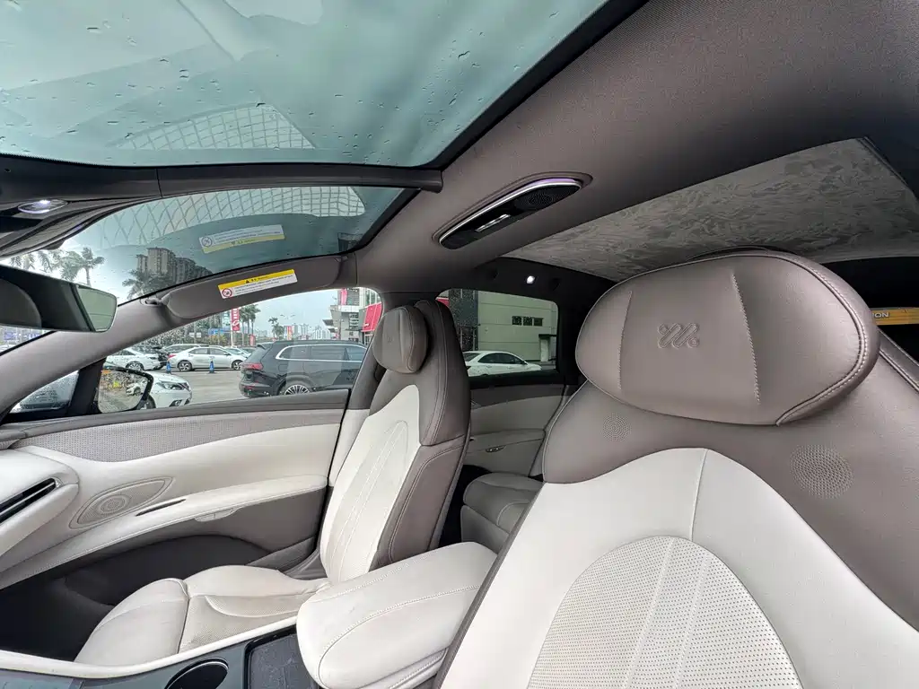 ZHIJI AUTOMOBILE ZHIJI LS7