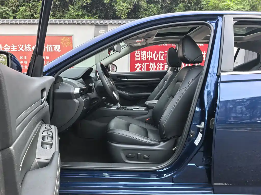 Nissan Teana — миниатюра 10