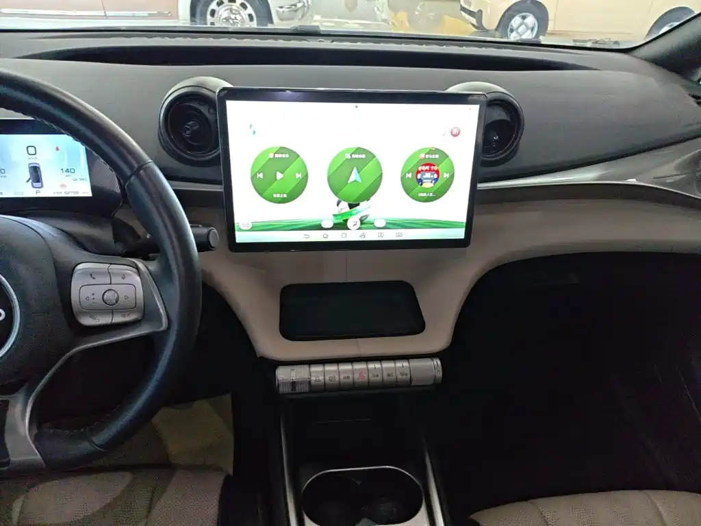 BYD Dolphin — миниатюра 13