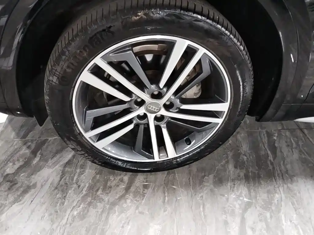 Audi Q5L — миниатюра 23