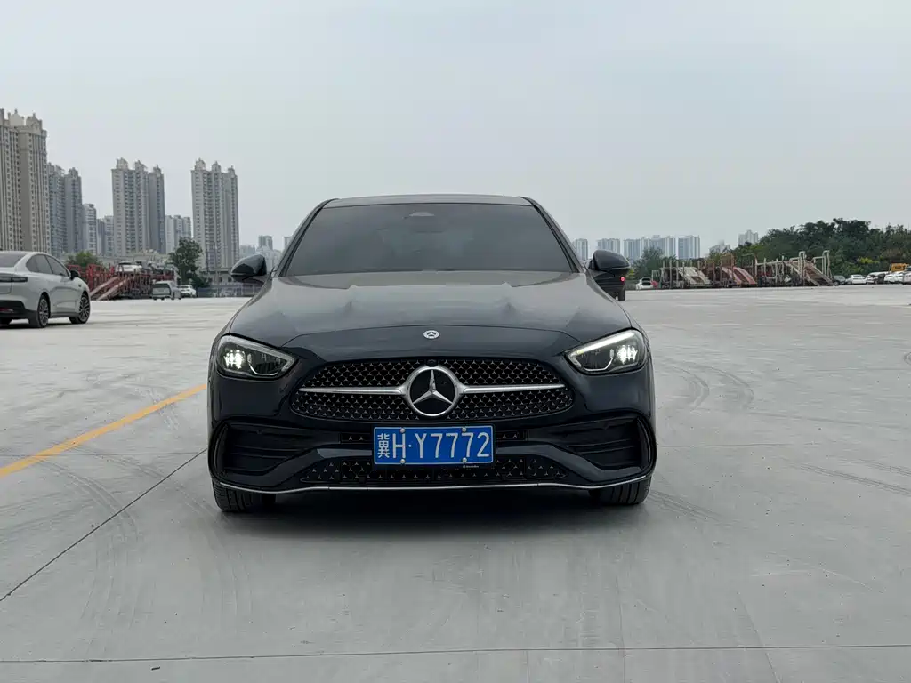 Mercedes-Benz C-Class — миниатюра 2