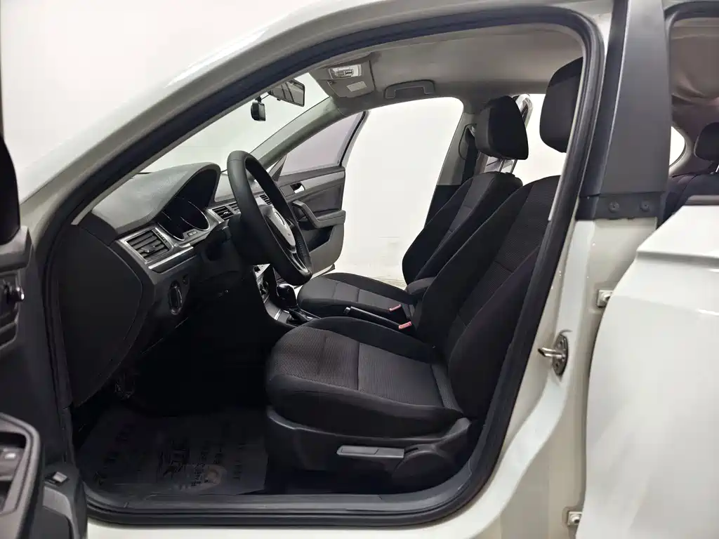Volkswagen Bora — миниатюра 10