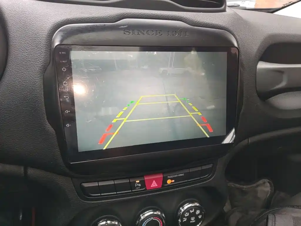 Jeep Renegade — миниатюра 13