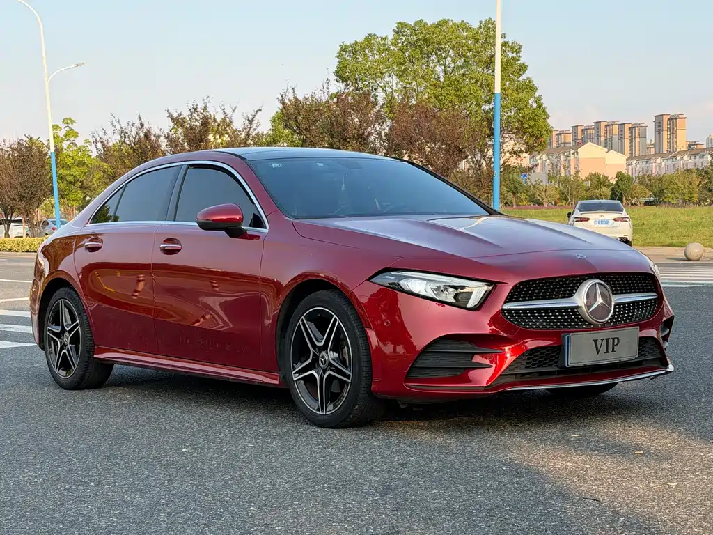 Mercedes-Benz A-Class — миниатюра 3
