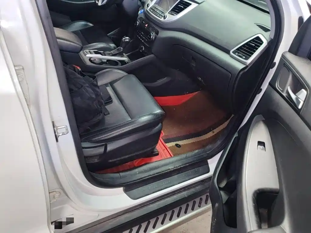 Hyundai Tucson — миниатюра 9