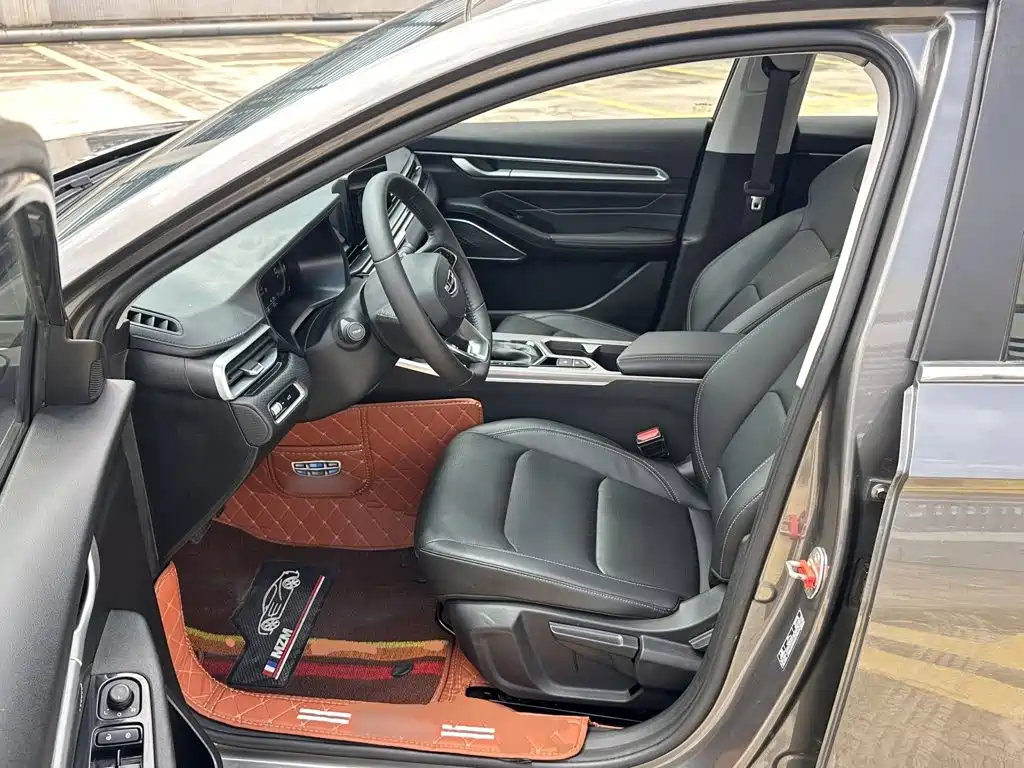 Geely Emgrand — миниатюра 15