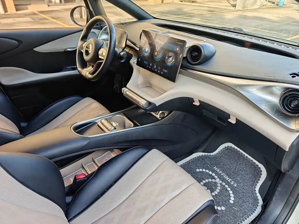 BYD Dolphin — миниатюра 8