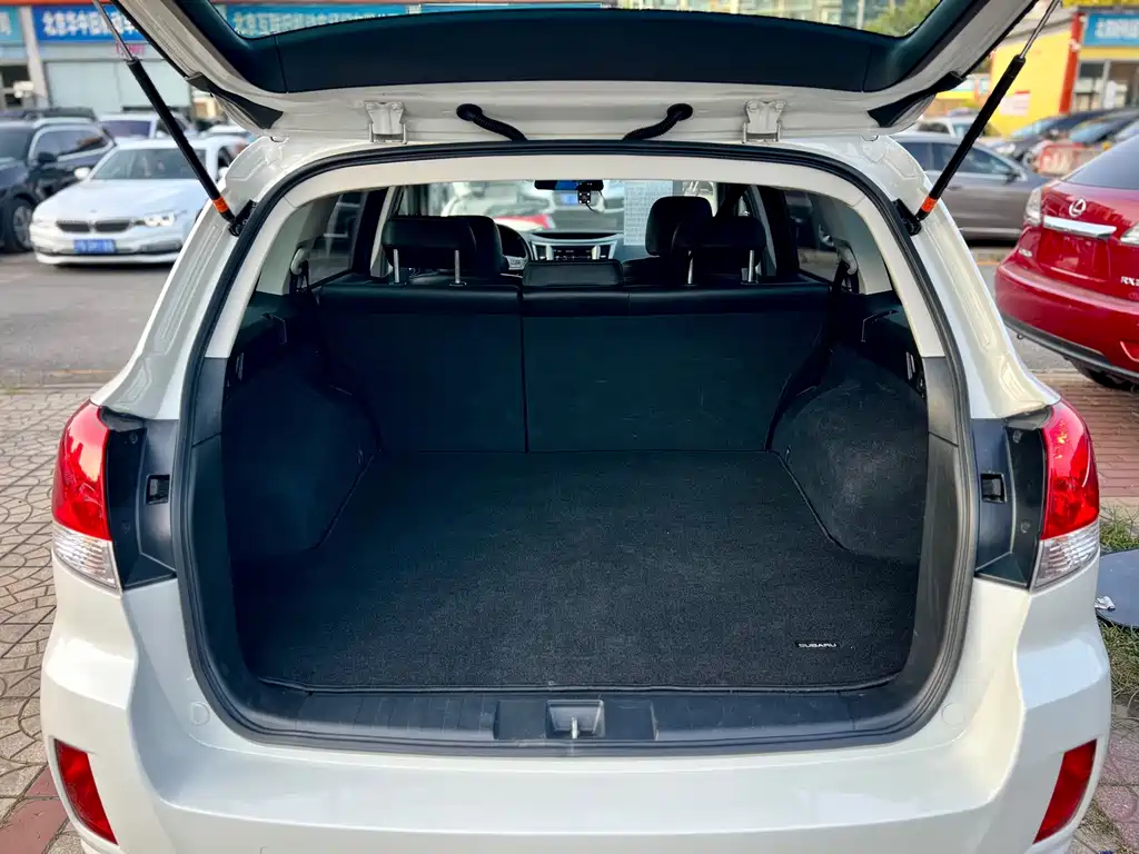 Subaru Outback — миниатюра 8