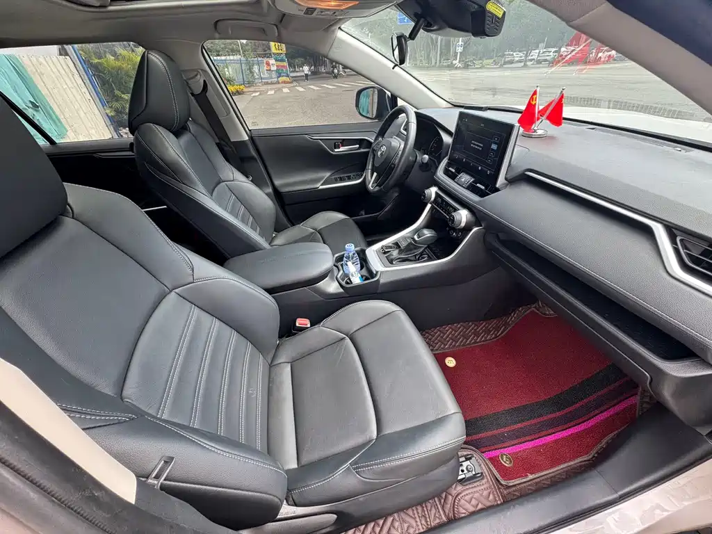Toyota Wildlander — миниатюра 6