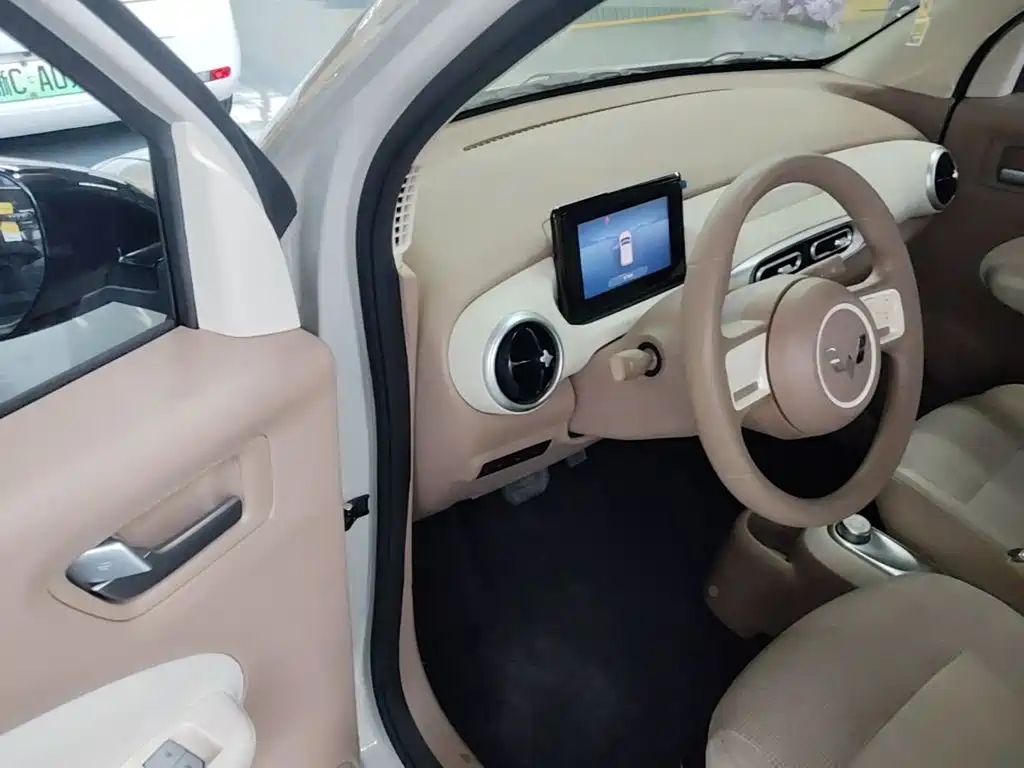 Wuling MINIEV — миниатюра 16