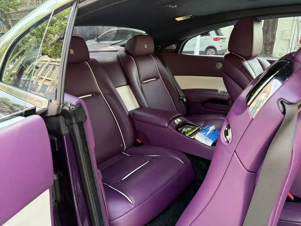 Rolls-Royce Wraith — миниатюра 11