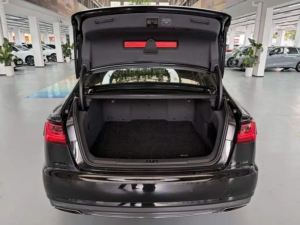 Audi A6L — миниатюра 8