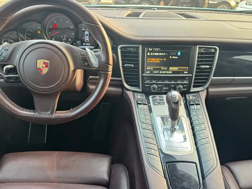 Porsche Panamera — миниатюра 5