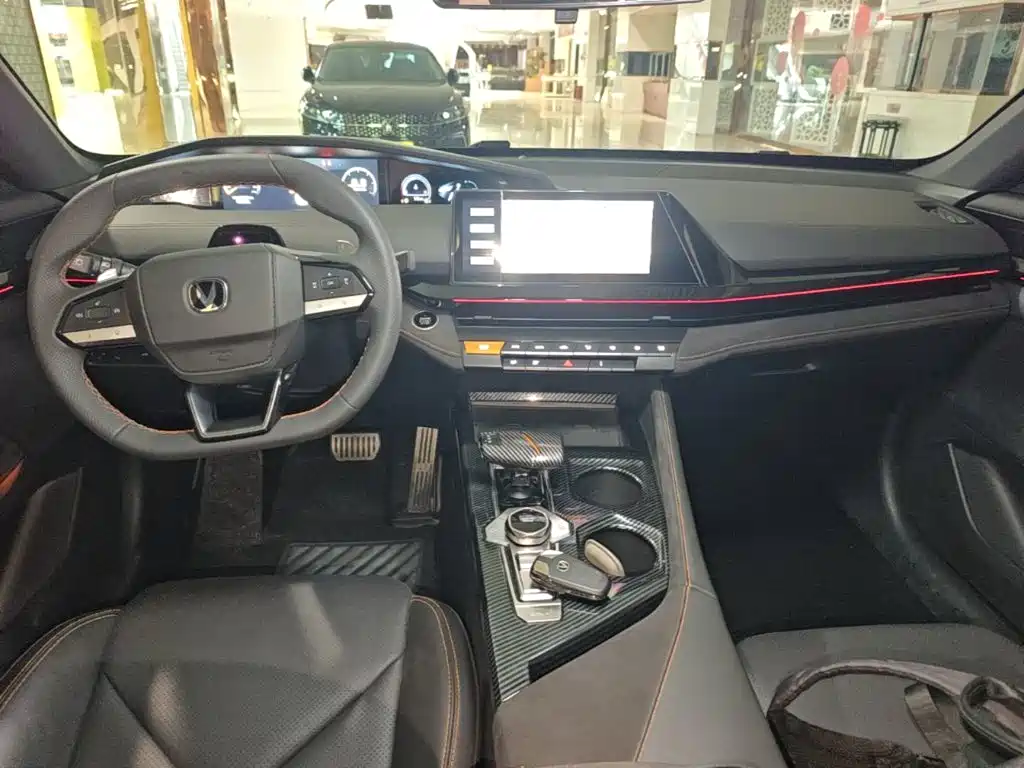 Changan UNI-V — миниатюра 10