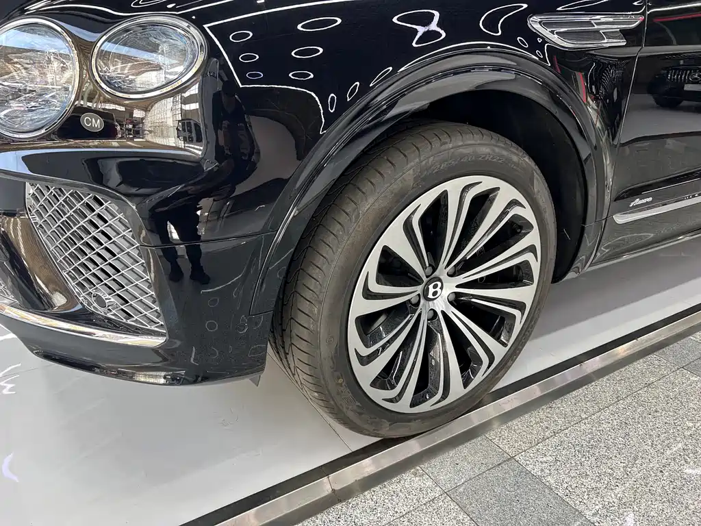 Bentley Bentayga 2025 4.0T V8