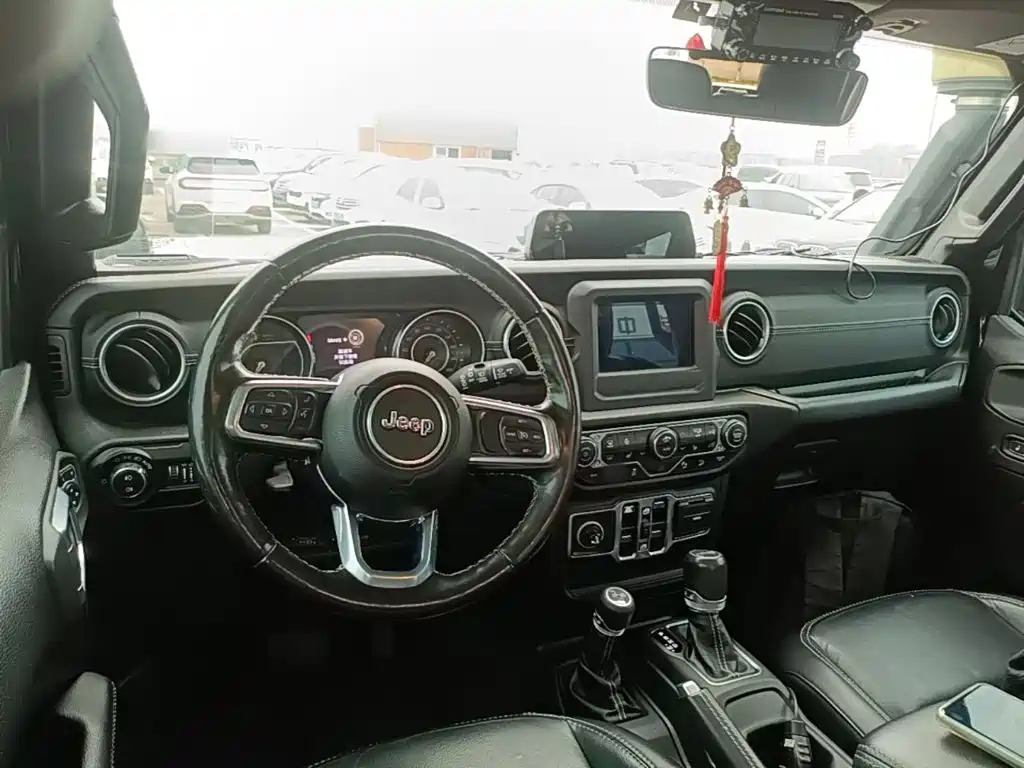 Jeep Wrangler — миниатюра 10