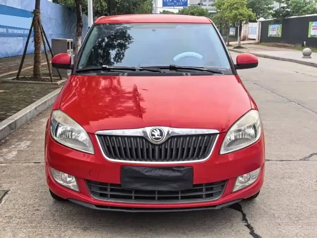 Skoda Fabia — миниатюра 8
