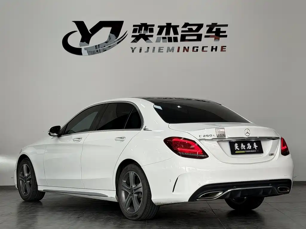 Mercedes-Benz C-Class — миниатюра 9