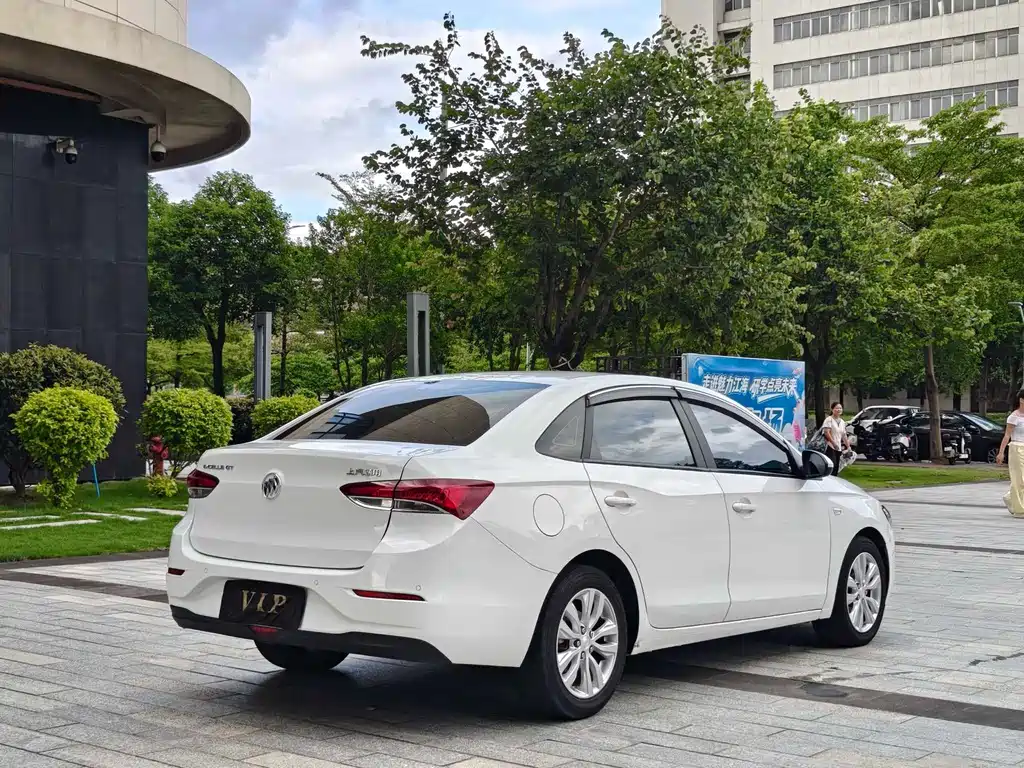 Buick Excelle — миниатюра 14