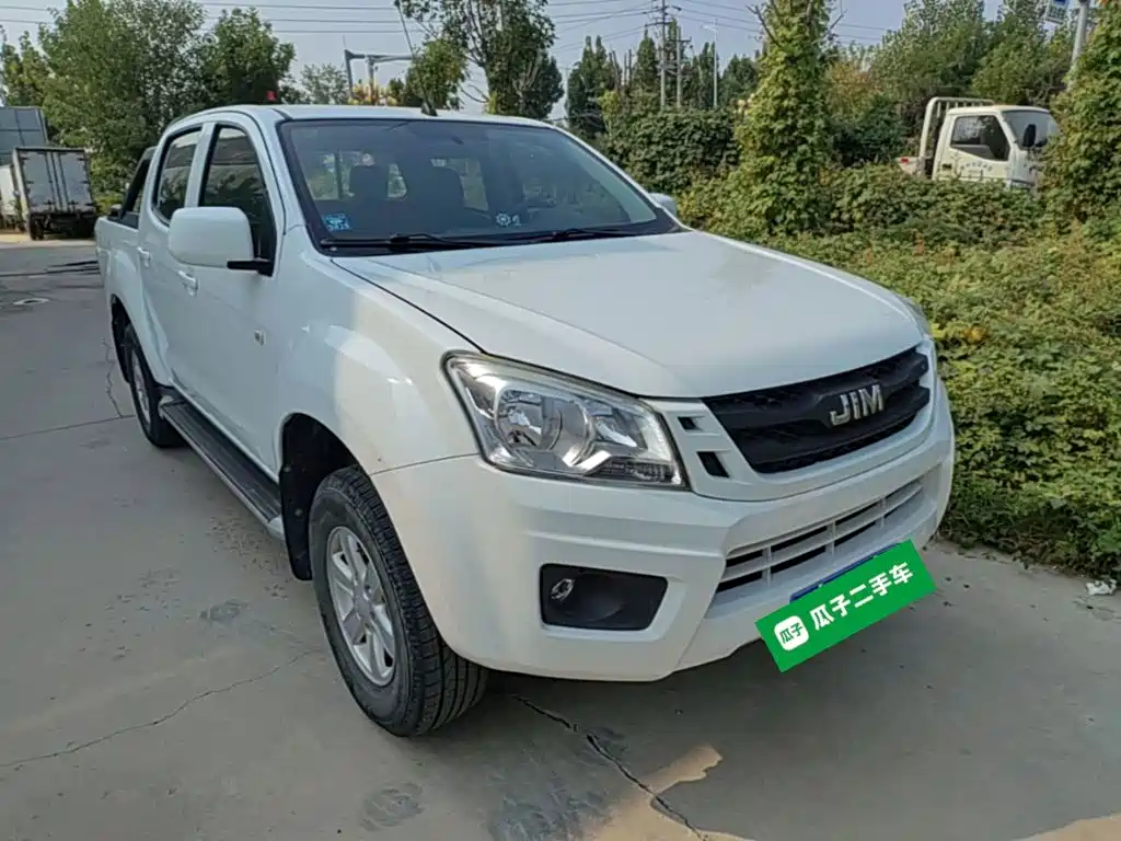 Isuzu RE-MAX Ruimai — миниатюра 4