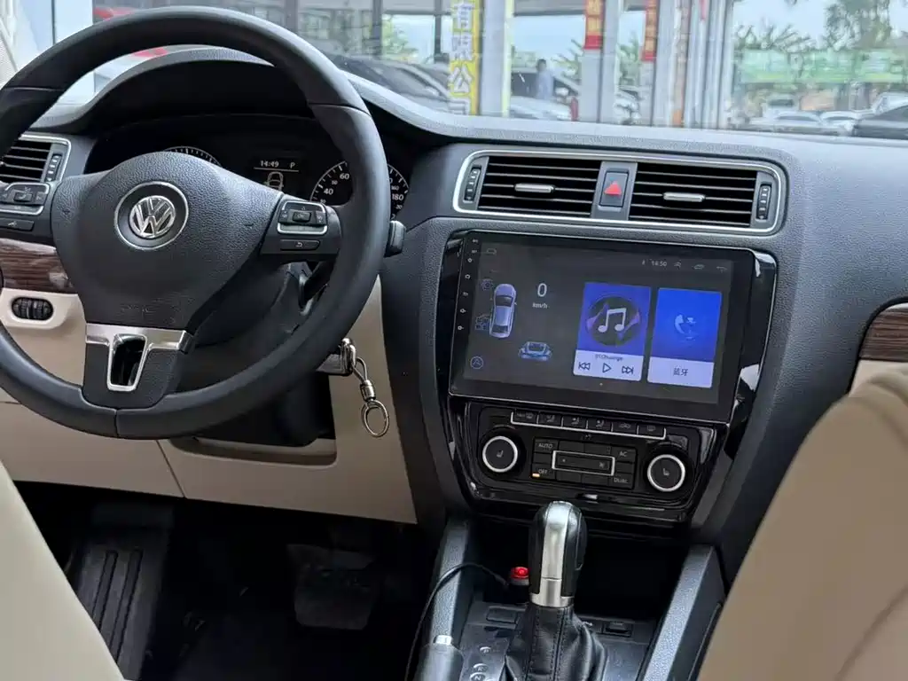 Volkswagen Sagitar — миниатюра 7