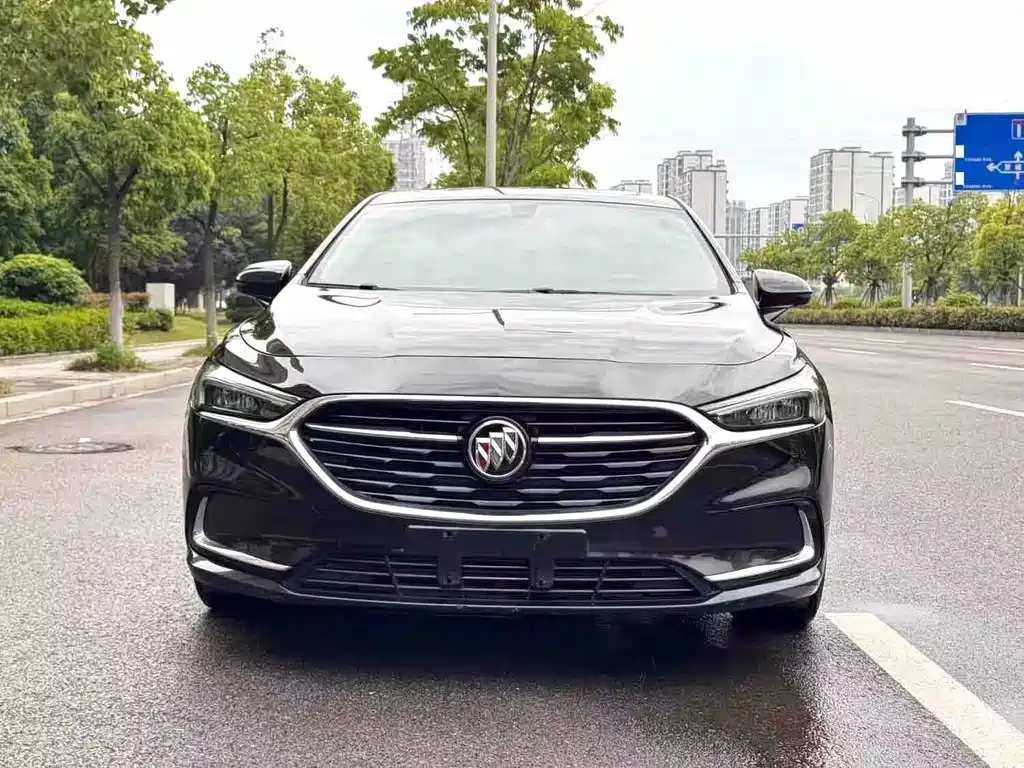 Buick LaCrosse — миниатюра 2