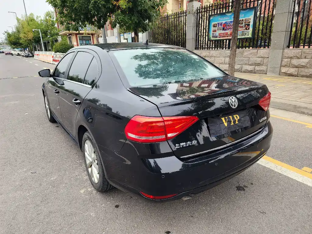 Volkswagen Lavida — миниатюра 5