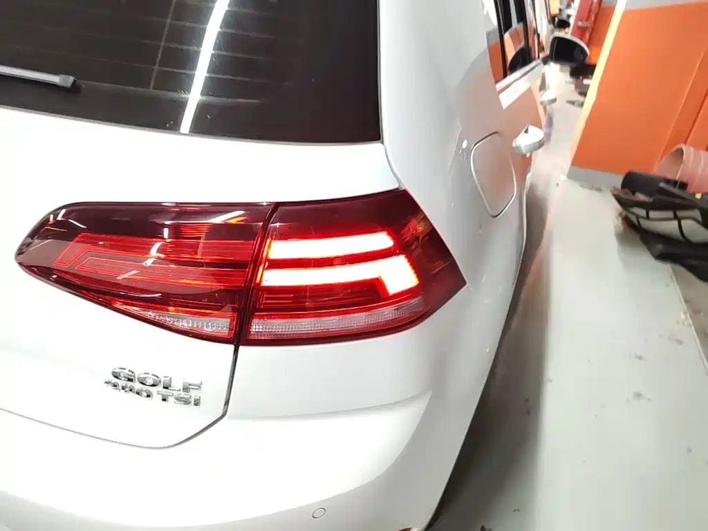 Volkswagen Golf — миниатюра 8
