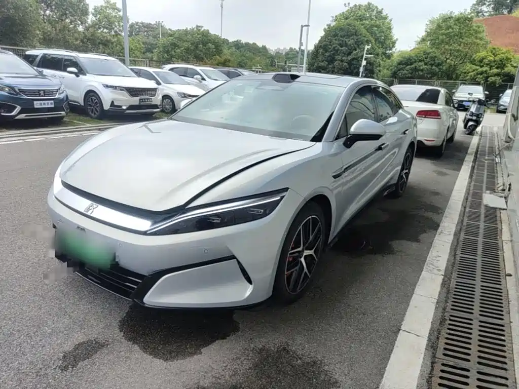 BYD Han L
