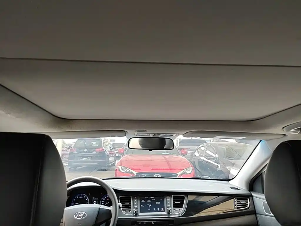 Hyundai Mistra — миниатюра 18