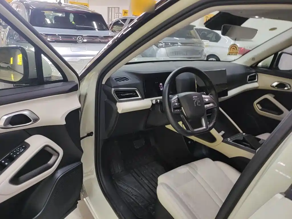 BYD Yuan UP — миниатюра 16
