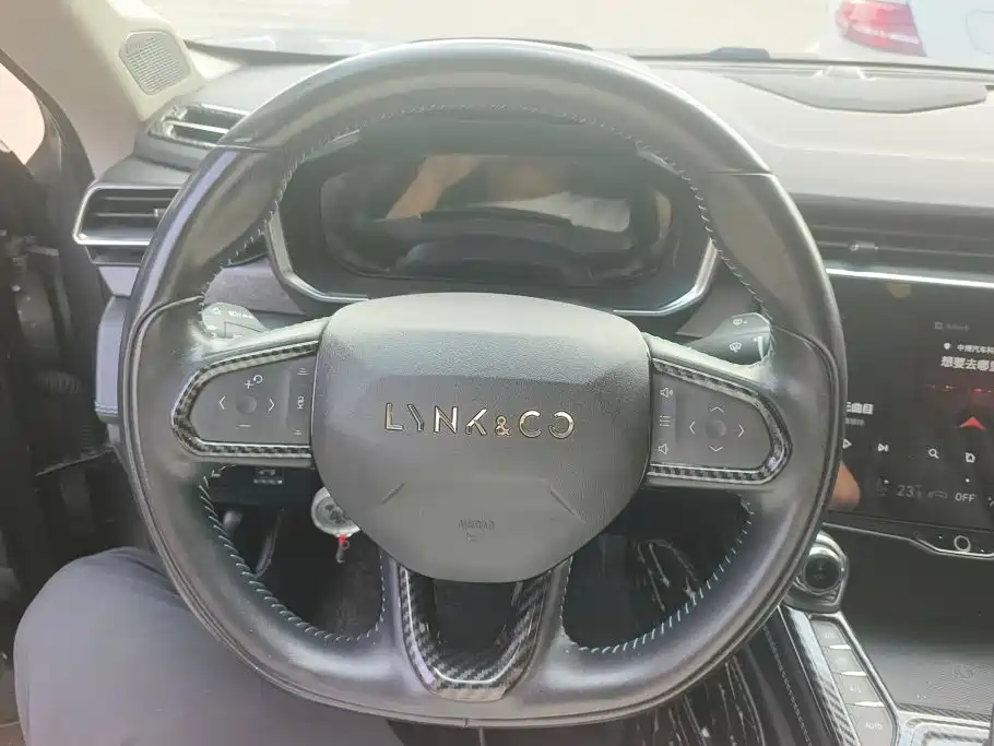 Lynk & Co 05 — миниатюра 15