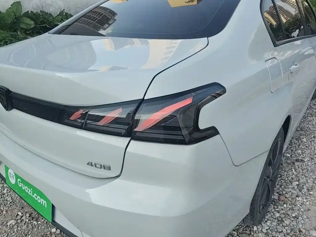 Peugeot 408 — миниатюра 8