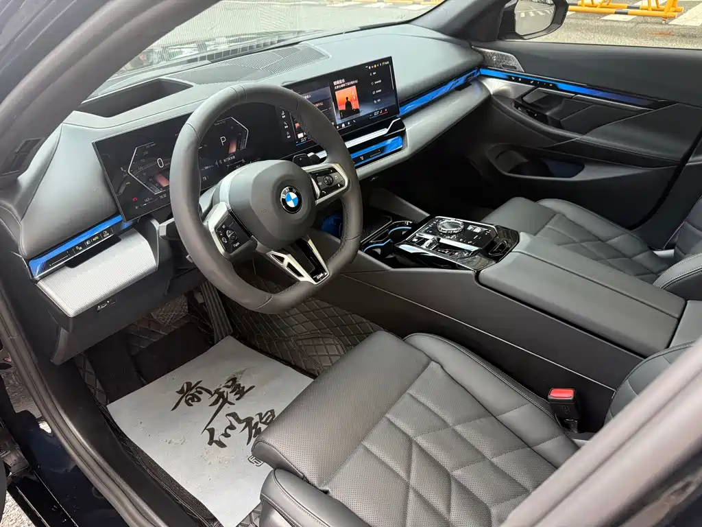 BMW 5 Series (Import) — миниатюра 8