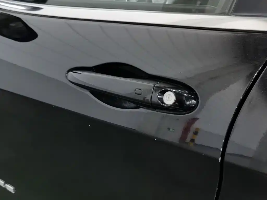 Jeep Cherokee — миниатюра 18