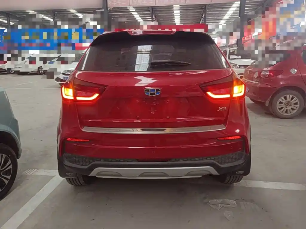 Geely Vision X3 — миниатюра 6