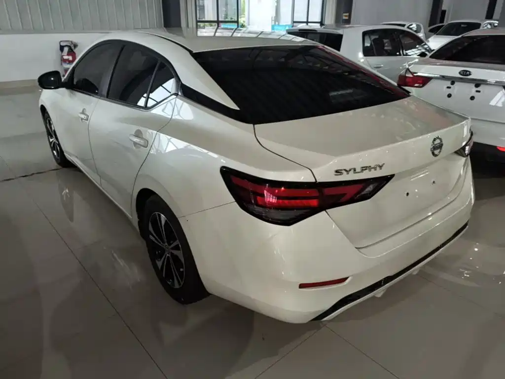 Nissan Sylphy — миниатюра 5