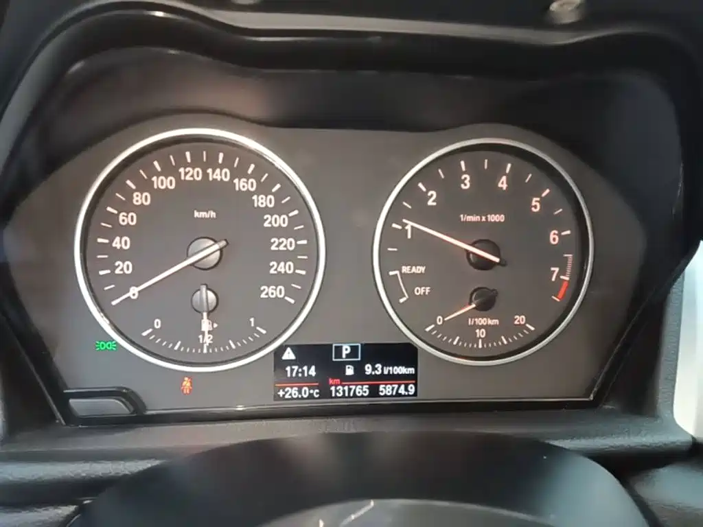BMW 2 Series Active Tourer — миниатюра 12