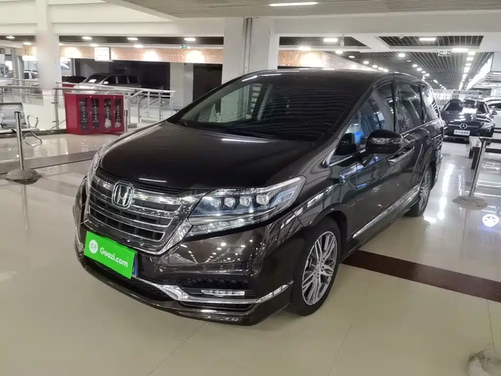 Honda Elysion — миниатюра 2