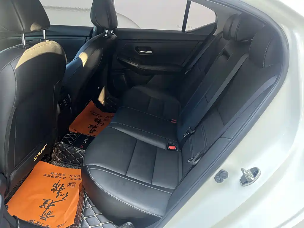 Nissan Sylphy — миниатюра 7