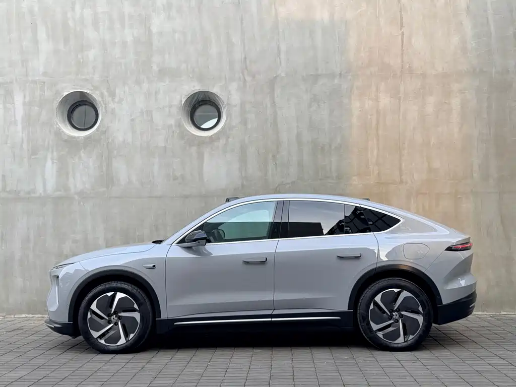 NIO EC6 — миниатюра 11